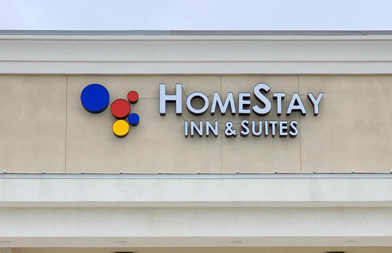 Homestay Inn & Suites Edinburg Bagian luar foto